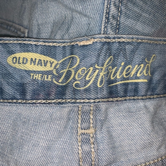 Old Navy Boyfriend Floral Shorts Women's Size 6 - Picture 3 of 4